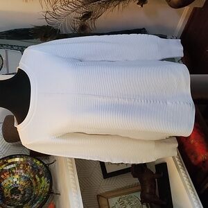 Cyrus Women's Lightweight Long Sleeved Sweater White Medium